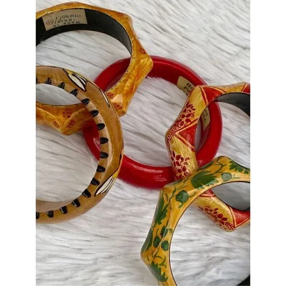 Vintage 5 PC Set Wooden Hand Painted Boho Bangles From India - Picture 13 of 13